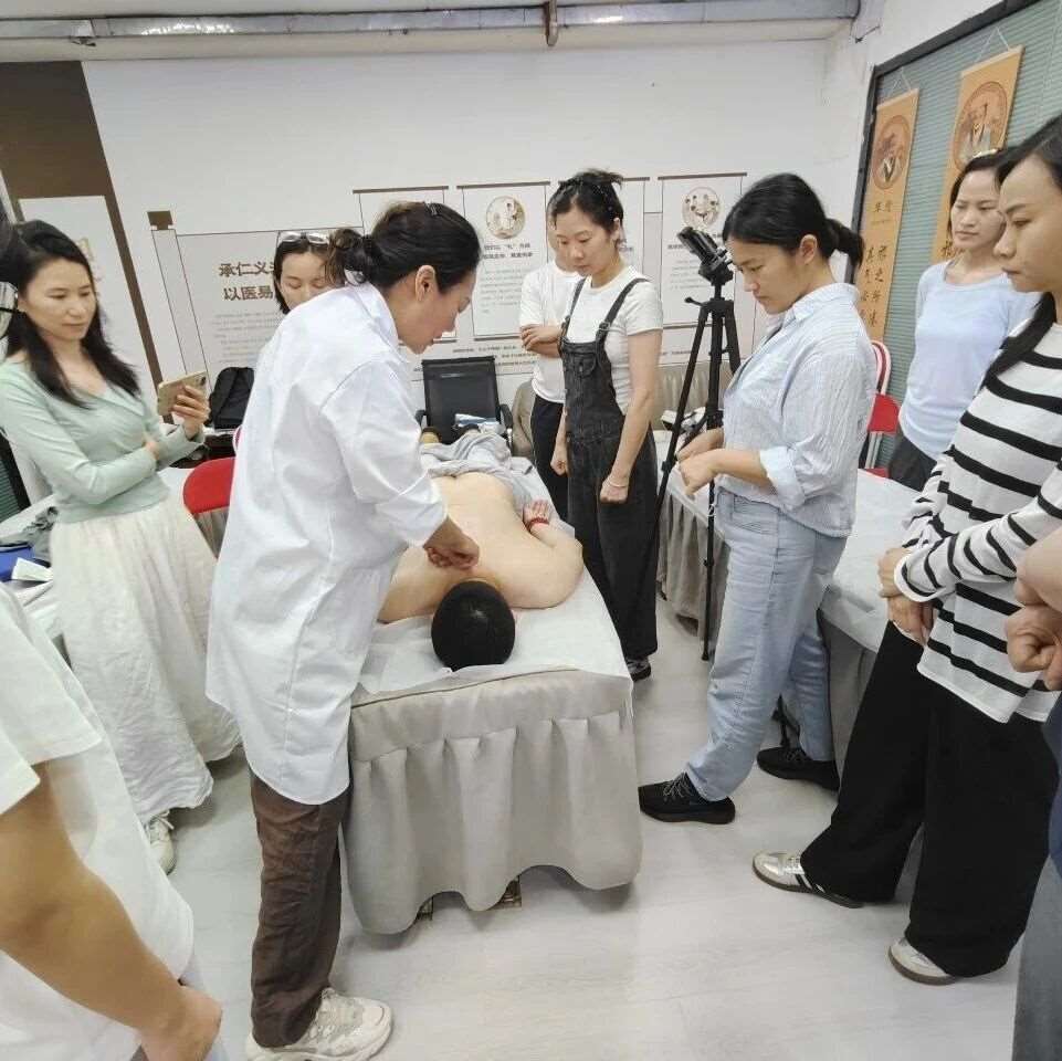 广州学产后排寒祛湿哪家专业？