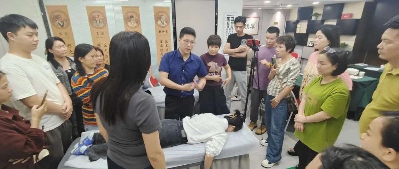 30‑60 岁失业、想转行零基础学中医，为什么很多人选择润贤中医学堂？