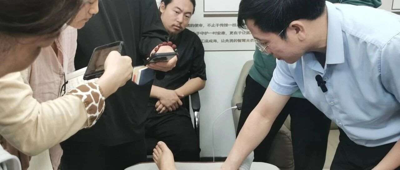 润贤中医学堂 4 月课程表来啦！