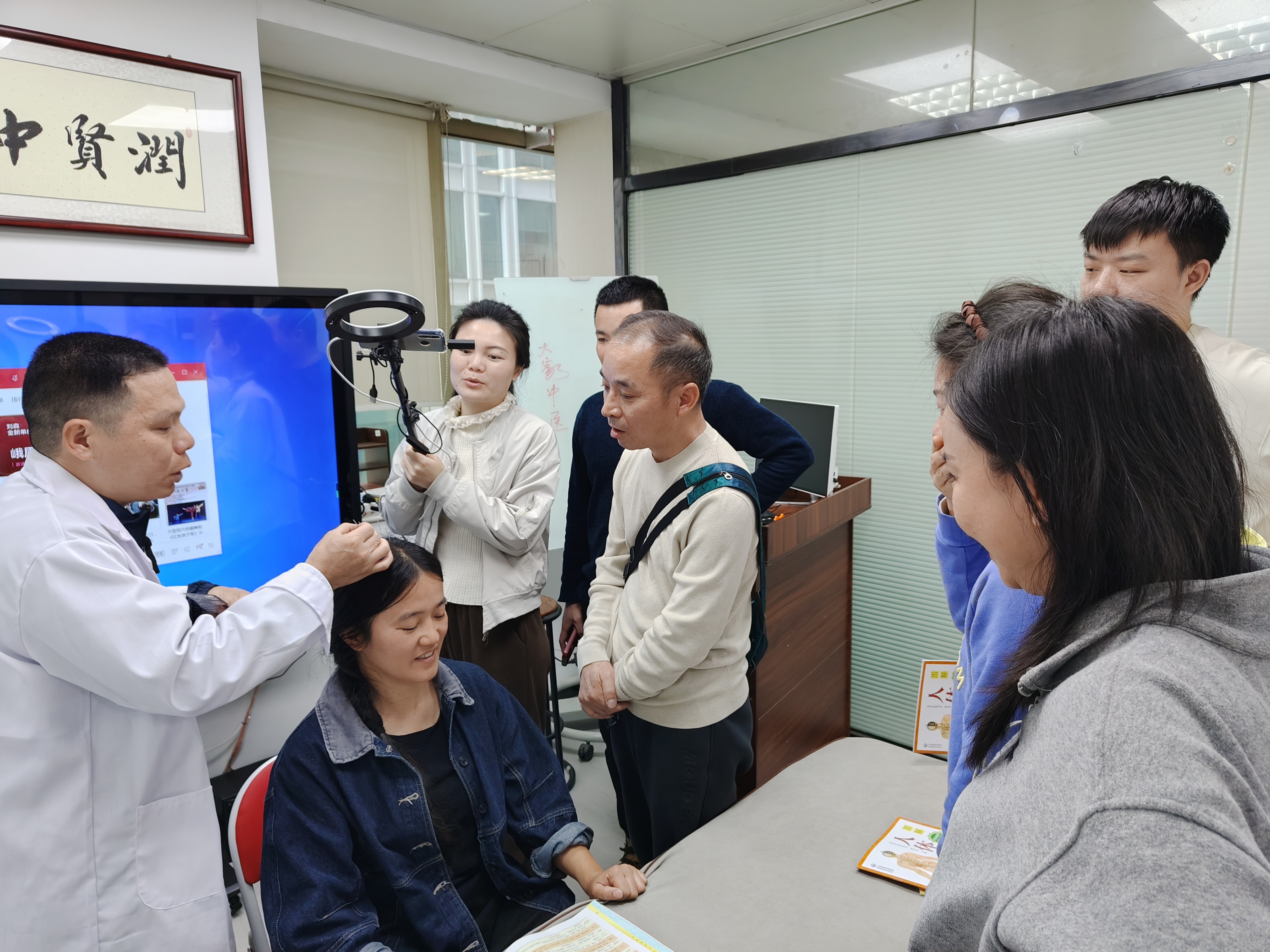 广州适合考证的中医培训班怎么选，润贤中医学堂考证班解析